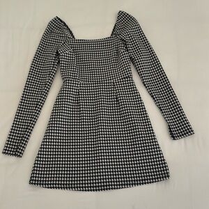Holiday black and white long sleeve dress